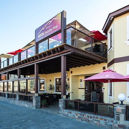 Hotel Deutsches Haus Свакопмунд Экстерьер фото